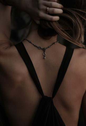Bar Link Skull Necklace